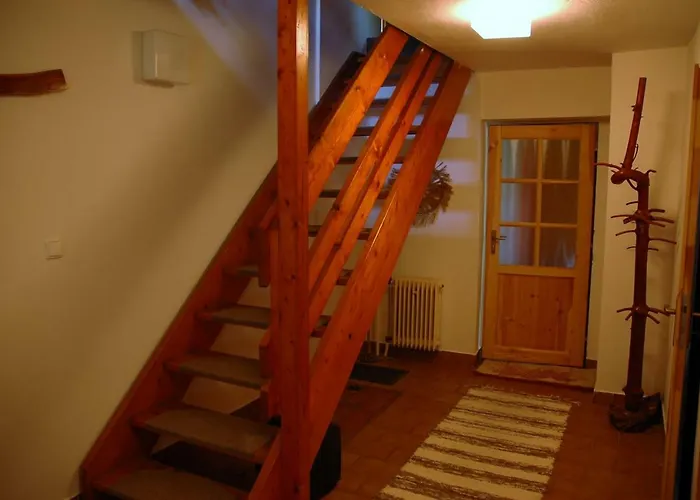 Orli Hnizdo Černý Dŭl